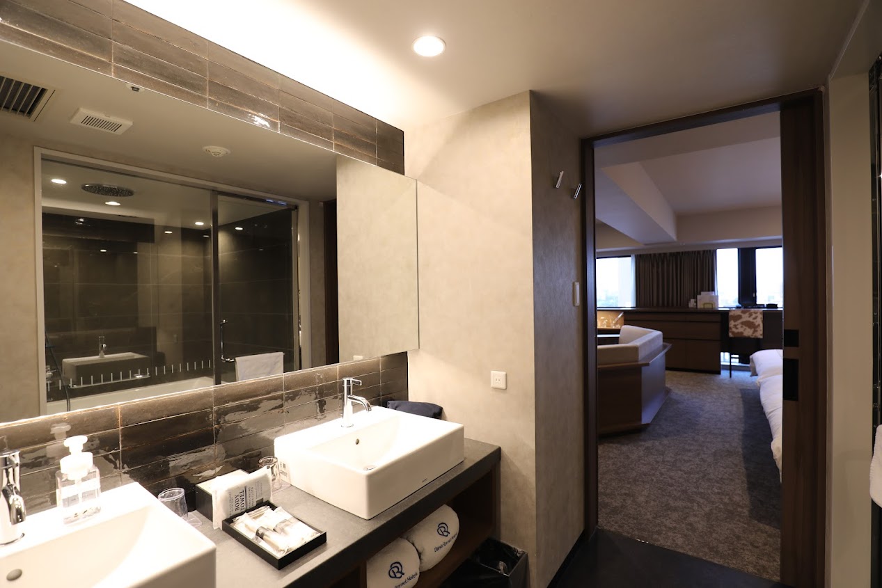 ダイワロイネットホテル熊本銀座通り ジュニアスイート「KUMAMOTO」に宿泊|お部屋